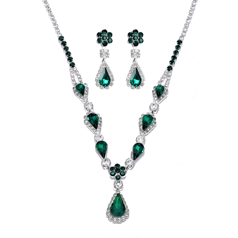 Emerald Green Teardrop Necklace Set