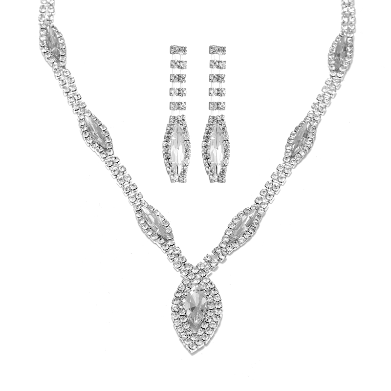 White Leaf Teardrop Bridal Set
